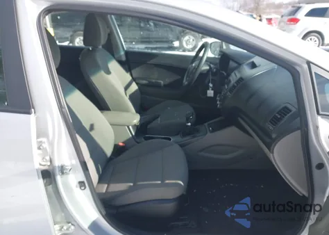 2016 Kia Forte Lx z USA, uszkodzony, nr VIN KNAFK4A6XG5612117